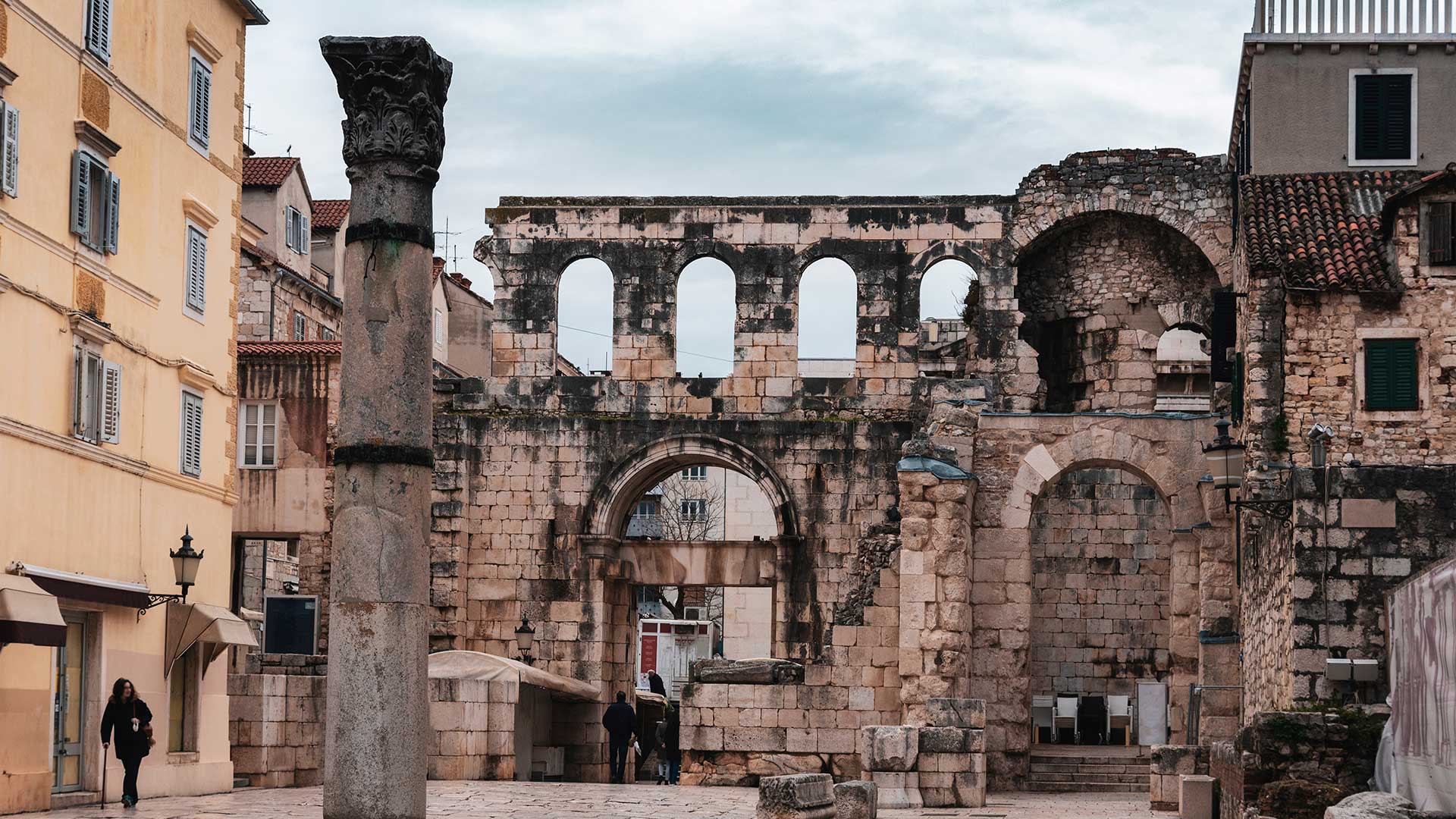 gate-to-the-old-town-of-split-croatia-2024-12-07-05-01-50-utc